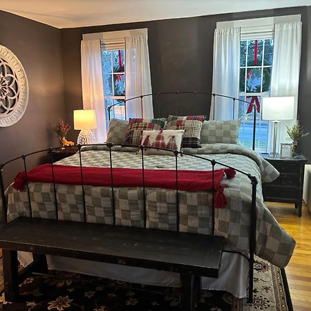 The Inn Crowd Bed And Breakfast Holden エクステリア 写真
